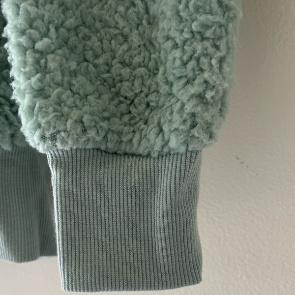 NWT Andrew Marc Soft green Sherpa sweater - Picture 7 of 12